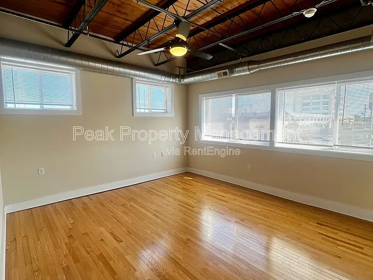 2709 W Broad St #1 — Photo 9