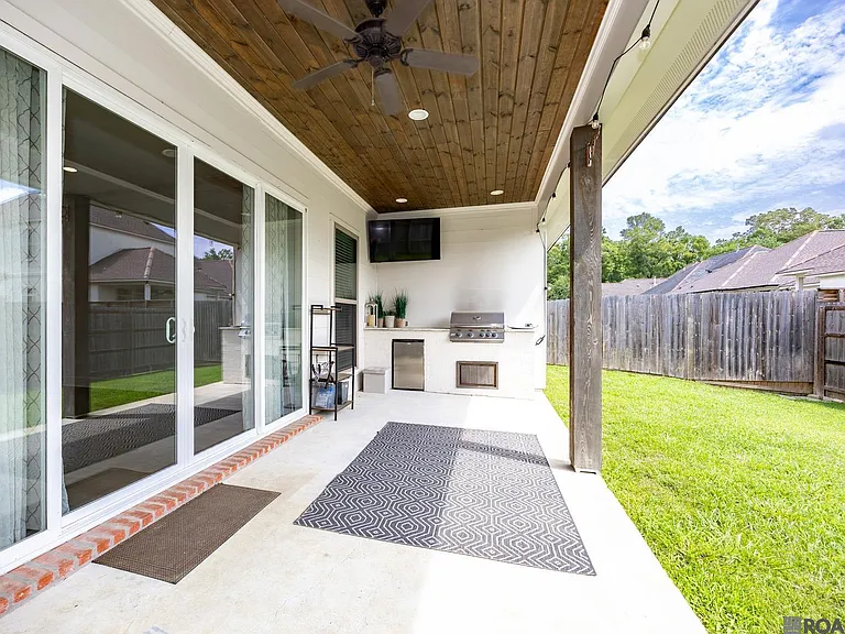 8543 Landau Dr — Photo 29