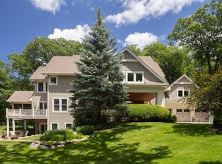 11636 Timberline Rd, Minnetonka, MN 55305