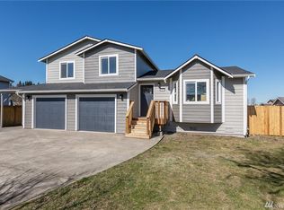 230 Valley View Dr, Pacific, WA 98047