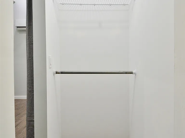 513 Avenue A #1 — Photo 26