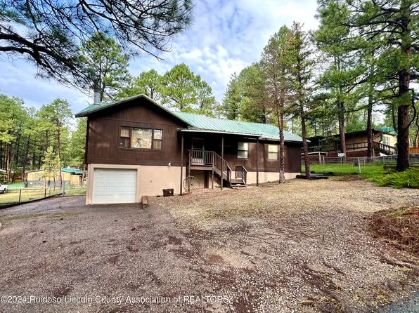 207 Guajolote Rd, Ruidoso, NM 88345