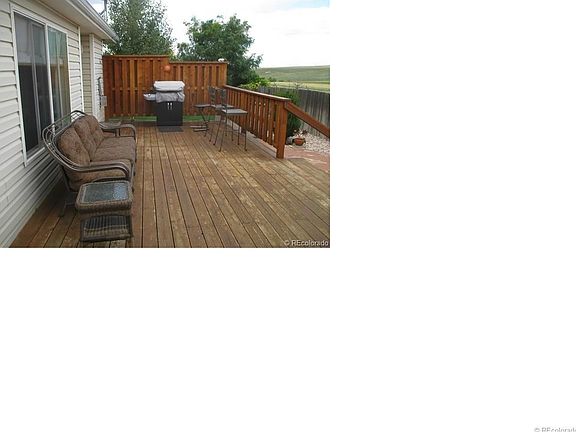 LARGE DECK WITH MAGNIFICENT VIEWS