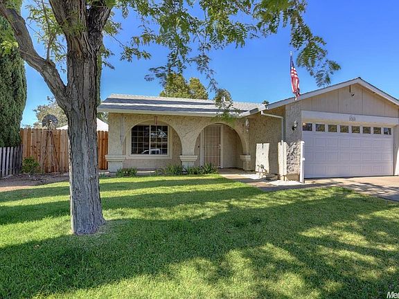 2nd image of 7465 Mar Vista Way