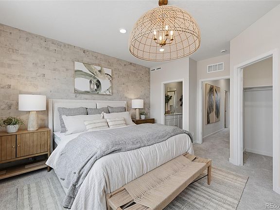 5th image of 15547 Gilpin Avenue