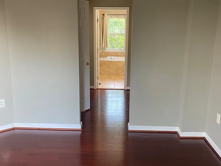 21733 Tottenham Hale Ct — Photo 25
