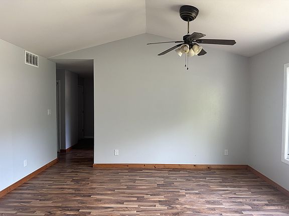 5th image of 4171 Eastridge Dr #1