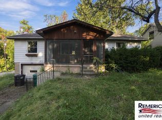 9846 Portage Lake Ave, Pinckney, MI 48169