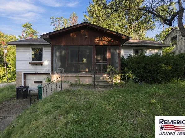 9846 Portage Lake Ave, Pinckney, MI 48169