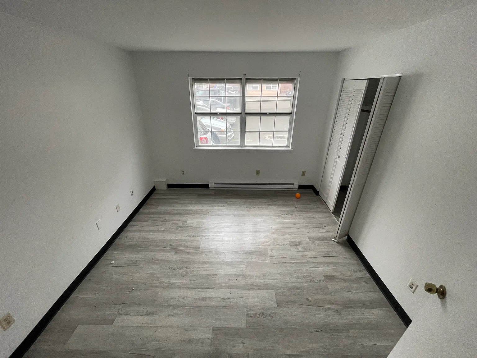 2 bed, 1000 sqft, $1,700 — Photo 3