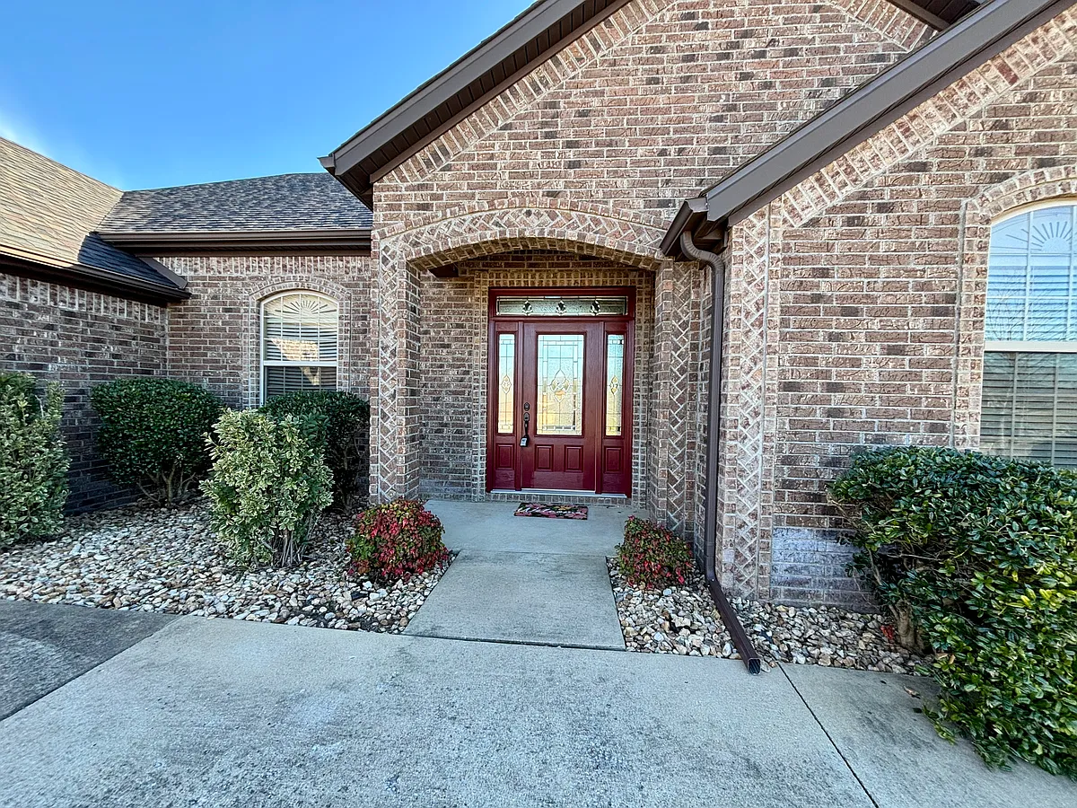 Building Photo - 138 Stoney Pointe Dr