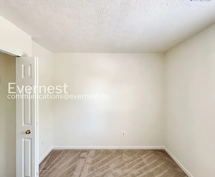18339 Democracy Ave — Photo 17
