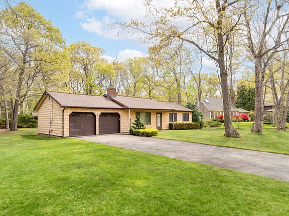 2nd image of 7 Tamarack Ln