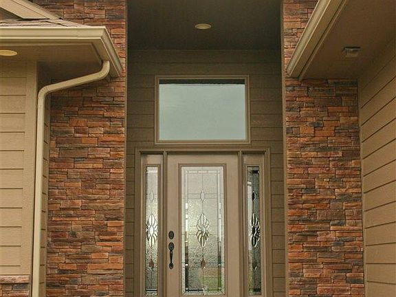 2nd image of 507 Cedar Dr