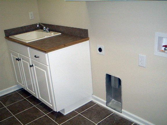 Sink in :Laundry!