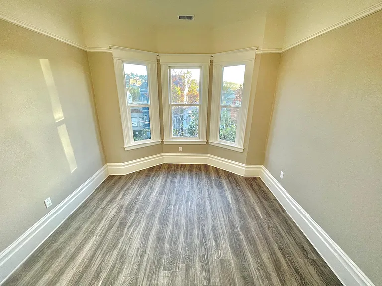 2554 Bryant St #2554 — Photo 3