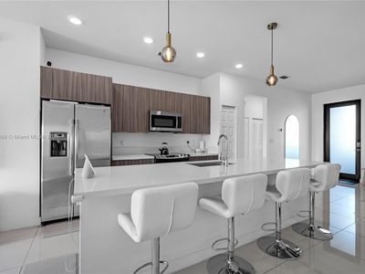7805 NW 104th Ave APT 36, Doral, FL, 33178