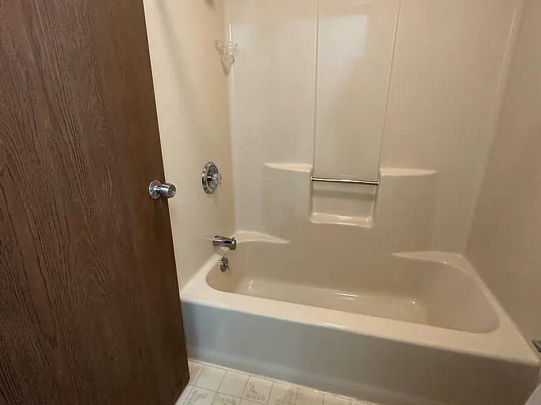 405 E Paradise Dr — Photo 21