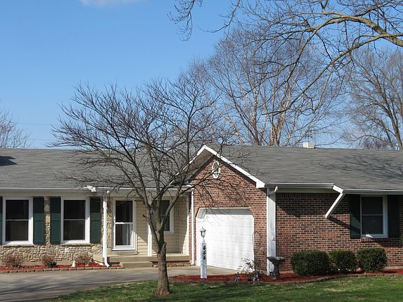 2nd image of 444 Jackie Way