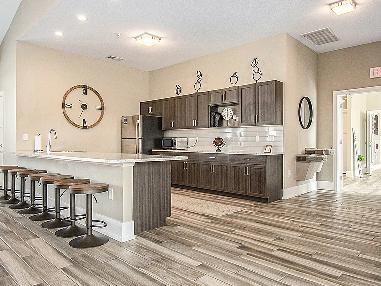 Strathmore Apartment Homes — Photo 35