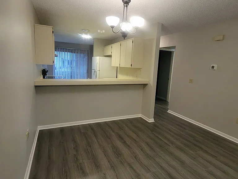 410 Landing Blvd — Photo 5