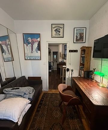 2nd image of 14 Morton St APT 2