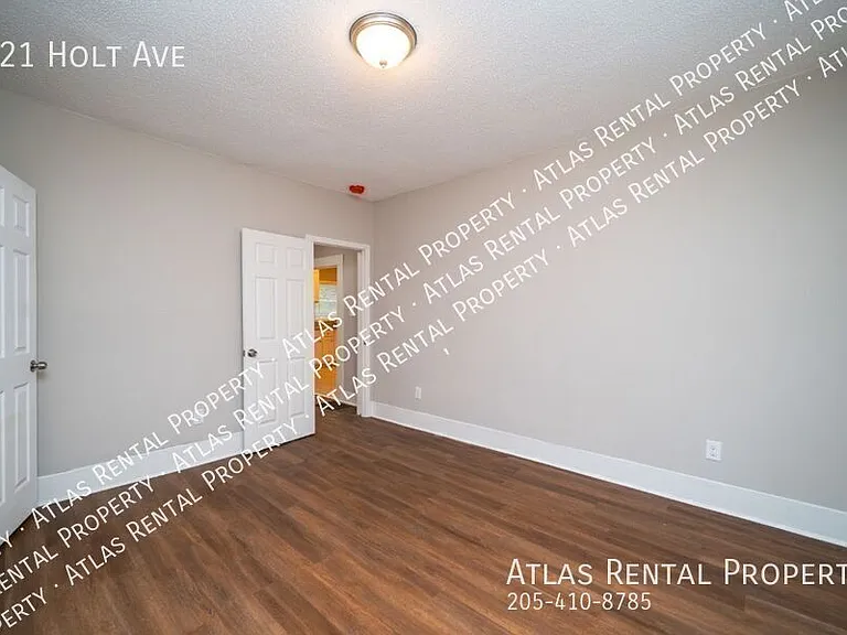 121 Holt Ave — Photo 14