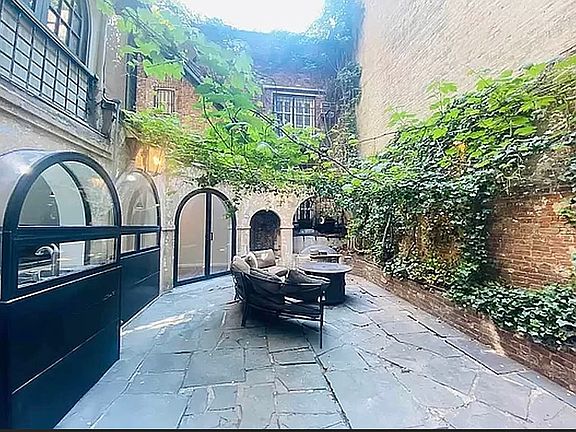 5th image of 412 W 47th St #2