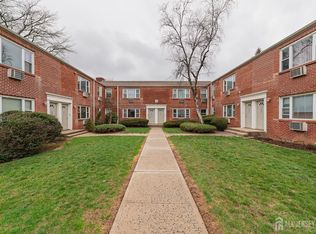 72 Fox Rd APT 7B, Edison, NJ 08817