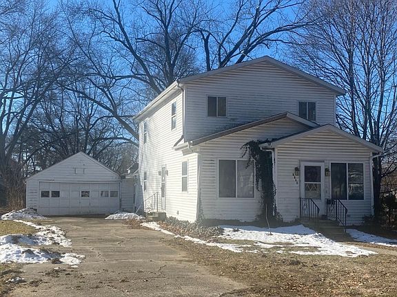 3rd image of 1123 Orange St