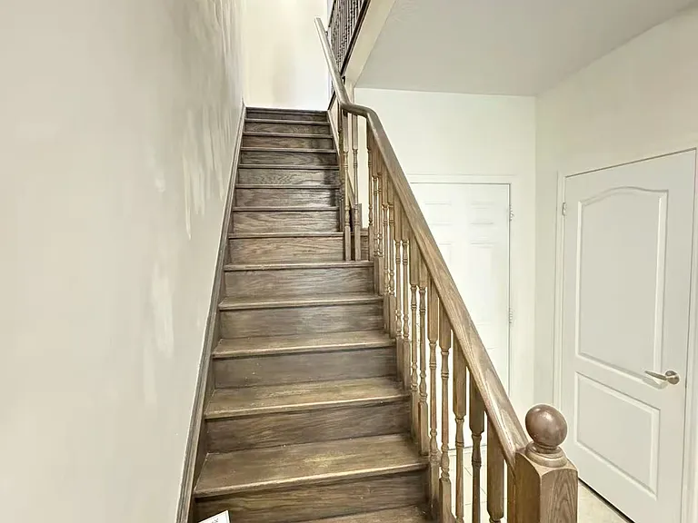 56 Cornell Centre Blvd — Photo 4