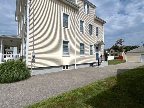 2nd image of 78 Blackburn St APT 1