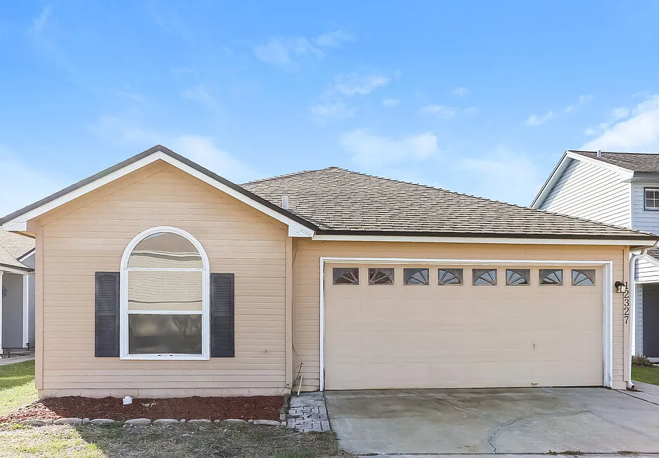 12327 Sondra Cove Ct