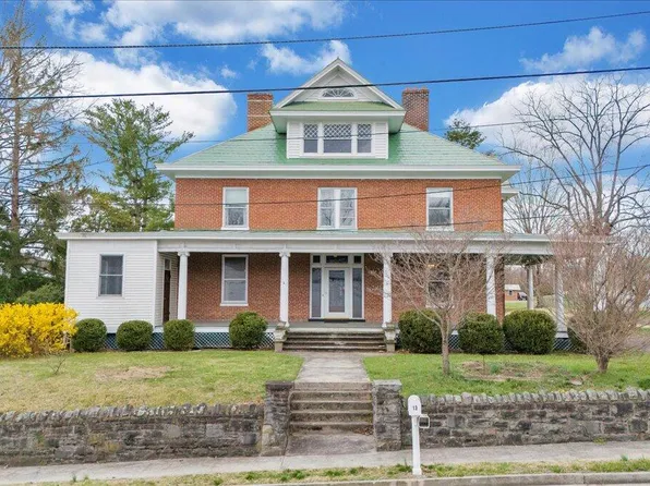 13 Giles Ave, Dublin, VA 24084