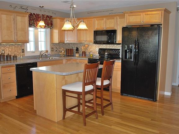 5th image of 500 Mendon Rd Unit 320