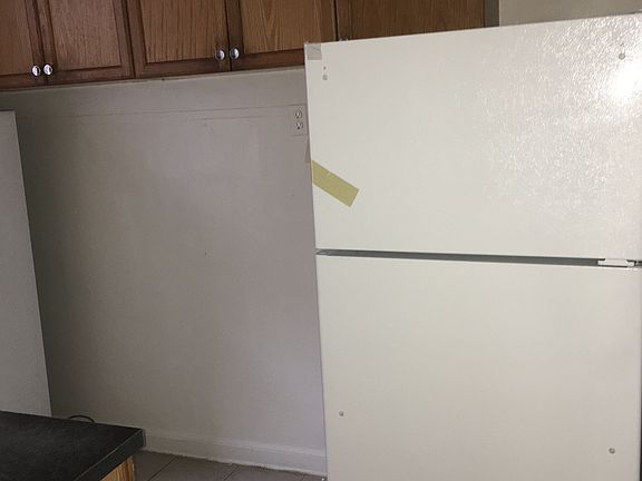 2nd image of 729 Burke Ave APT 3F