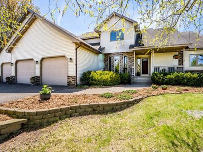 12473 22nd St N, Lake Elmo, MN, 55042