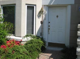 210 Saint Michaels Walk, Union City, NJ 07087