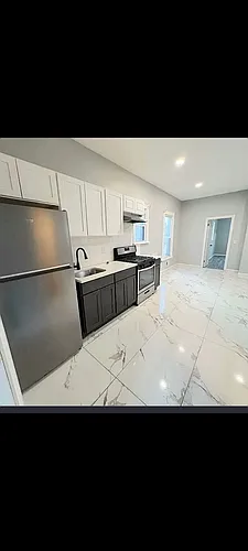 179 Parker St Photo 1