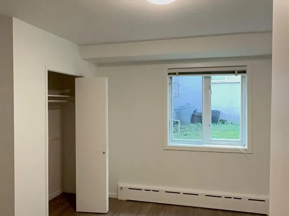 1445 W 11th Ave #11, Vancouver, BC V6H 1K9