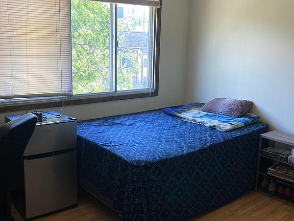 3rd image of 1314 W 28th St APT 305