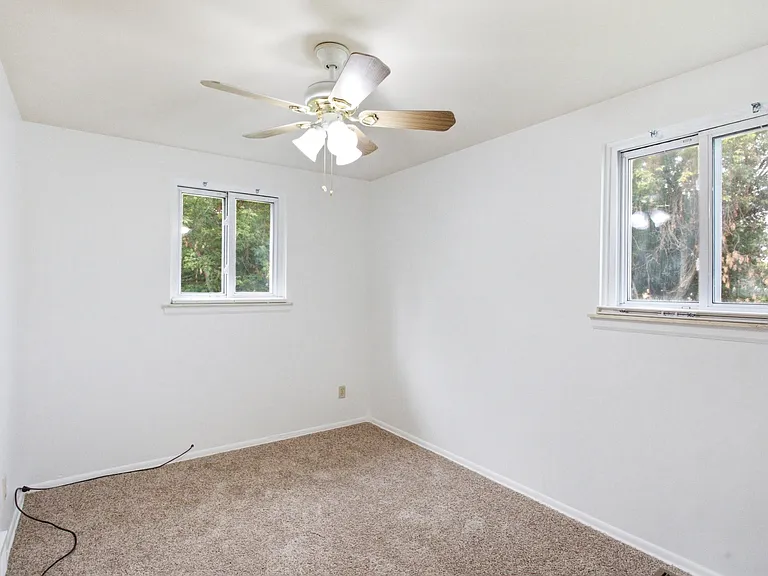 3840 Williams St — Photo 13