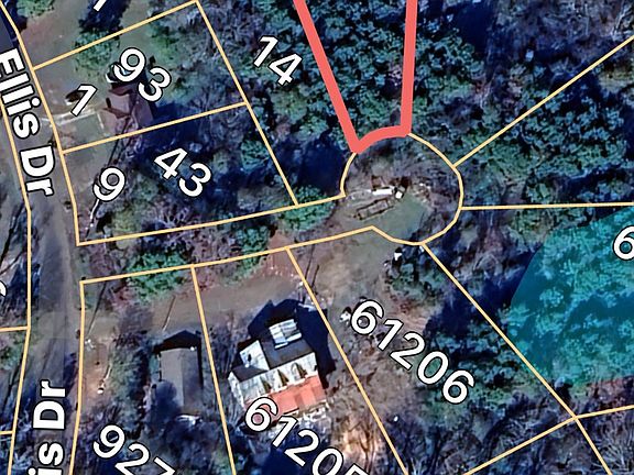 3rd image of 50-53 Ellis Dr