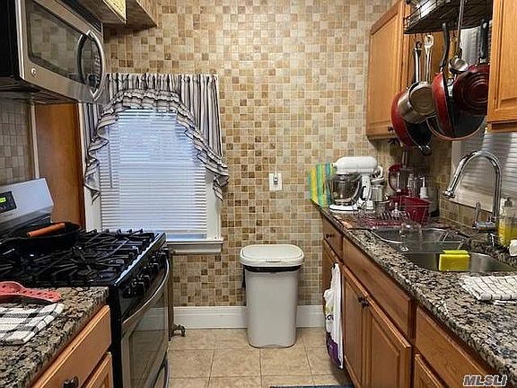 2nd image of 190 Donohue Ave