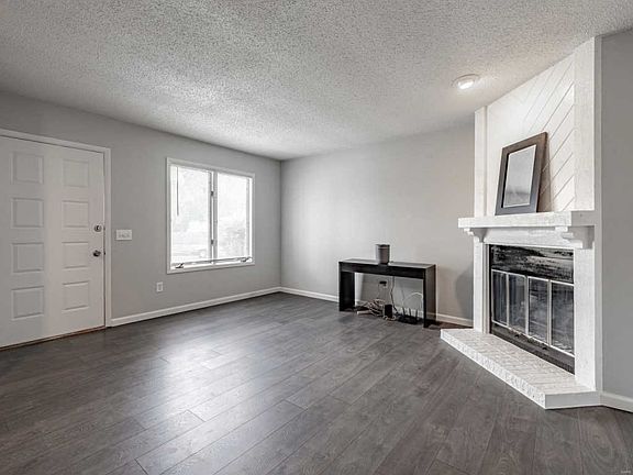5th image of 15615 95th Ave