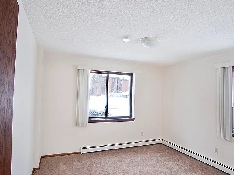 Highland Village Apartments — Photo 28