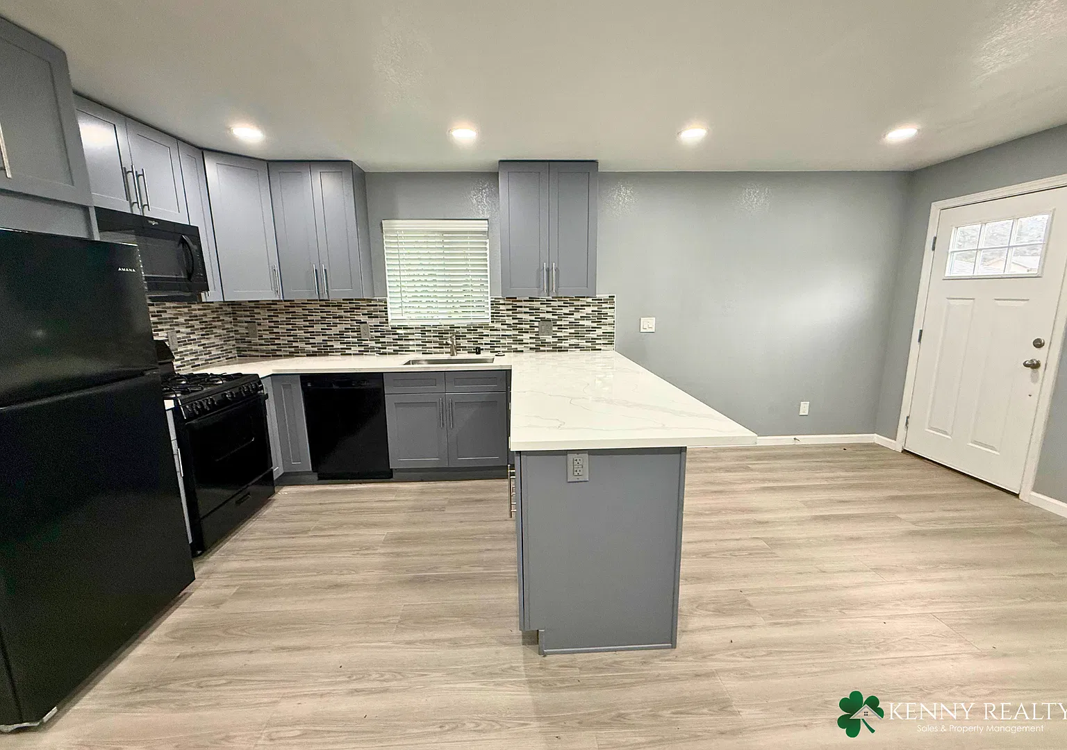 Brand-New 2br/1ba Adu In South San Francisco | Utilities Included — Photo 3