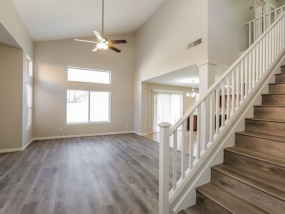 5th image of 5414 W Huntington Dr