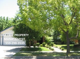 2260 Robinwood Ave, Clovis, CA