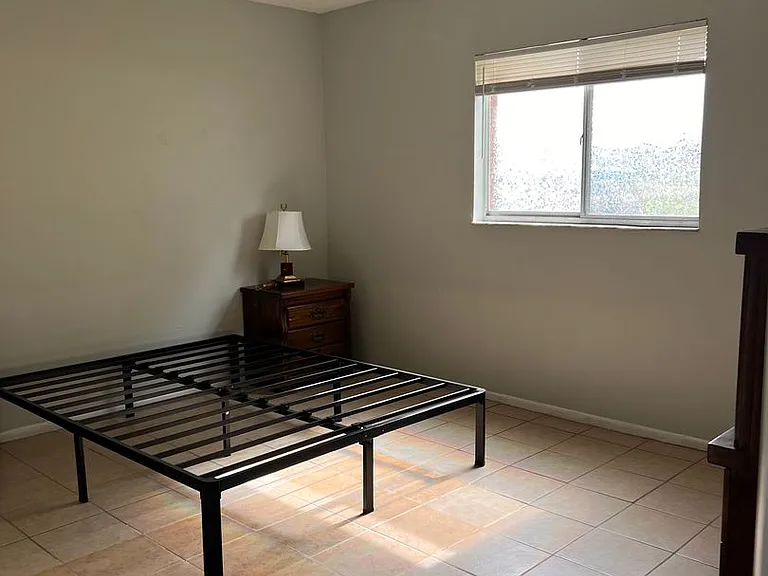 1517-21 SW Santa Barbara Pl — Photo 21